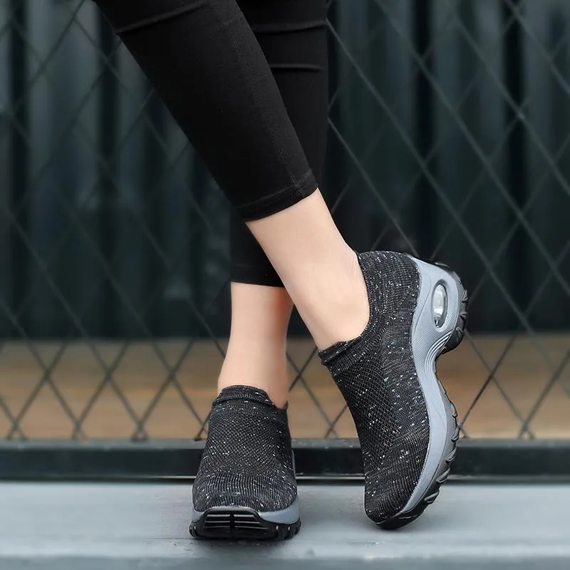 Women's Summer Slip-On Air-Permeable Hollow Mesh Fabric Casual Sneakers