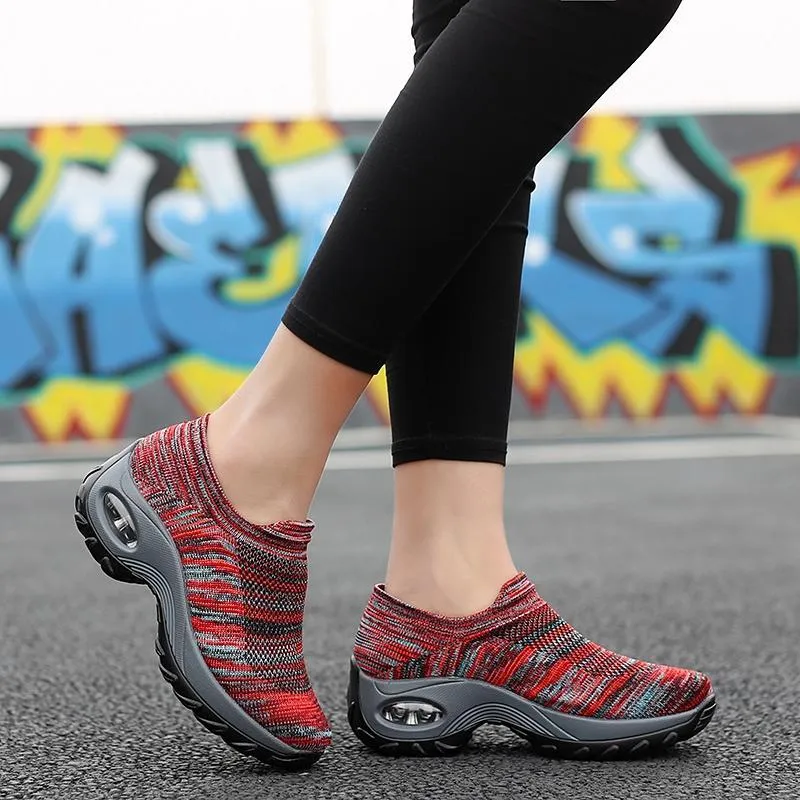 Women's Summer Slip-On Air-Permeable Hollow Mesh Fabric Casual Sneakers